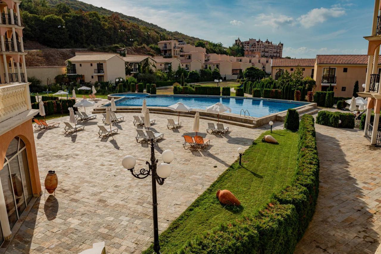 Menada Negresco Apartments Elenite Kültér fotó