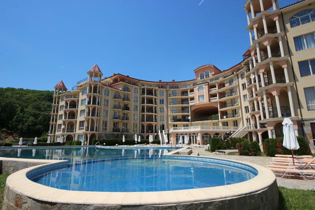 Menada Negresco Apartments Elenite Kültér fotó