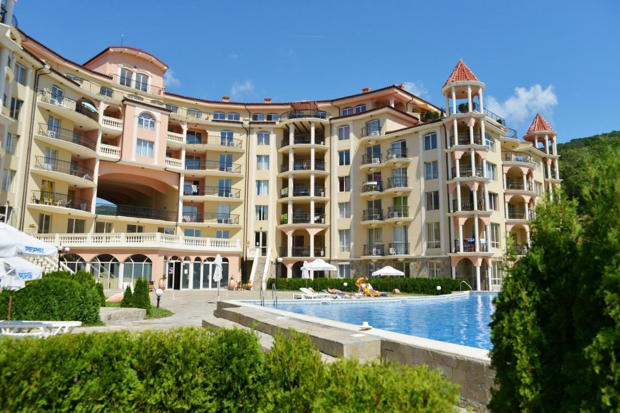 Menada Negresco Apartments Elenite Kültér fotó